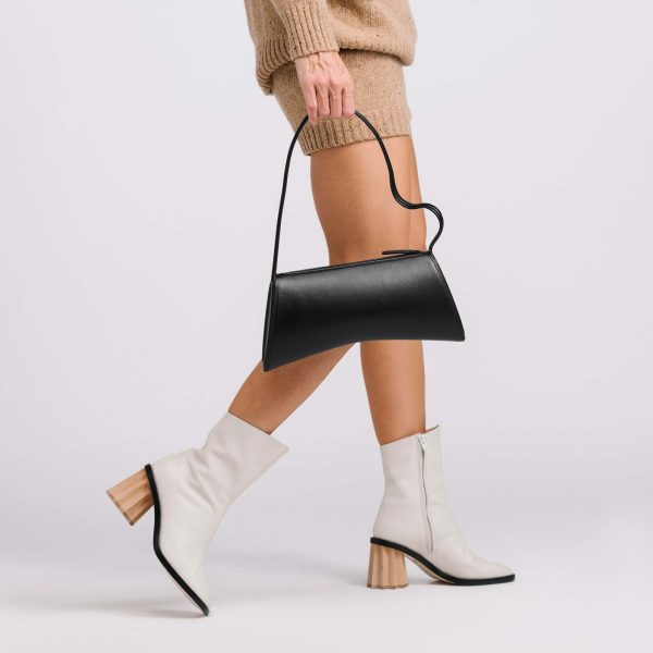 Bo Ivy with Bo Soft Strap